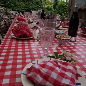 2* Maison d'hôtes Hôte Antique